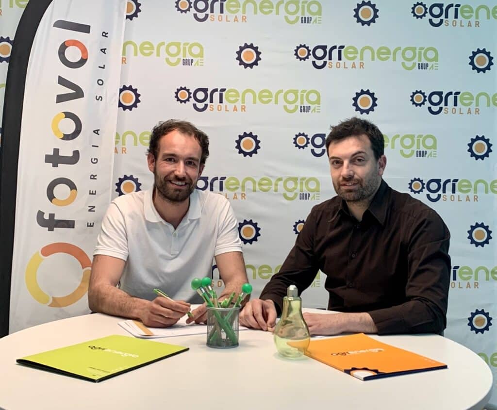 Agrienergia y Fotovol han subscrito acuerdo por el desarrollo de grandes instalaciones fotovoltaicas de la provincia de Girona.